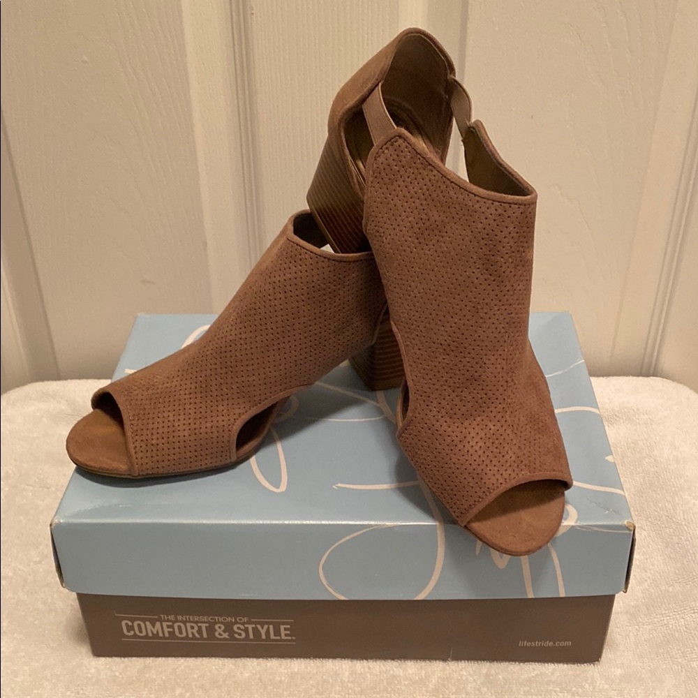 Life Stride Roxie Brown Peep Toe Sandals…size 10 - Picture 1 of 10